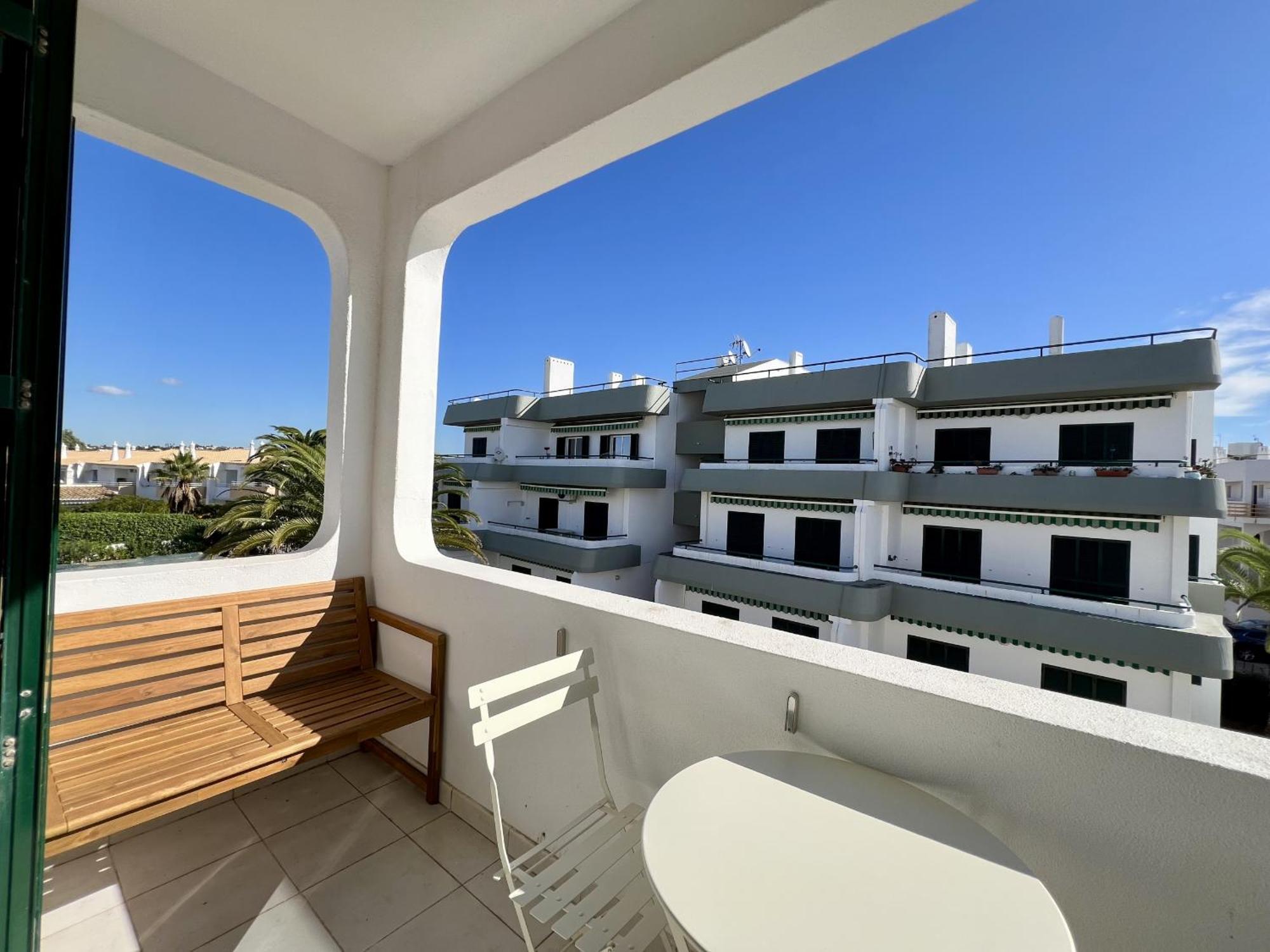 Apartamento Albufeira Delight With Pool By Homing Guia  Exterior foto